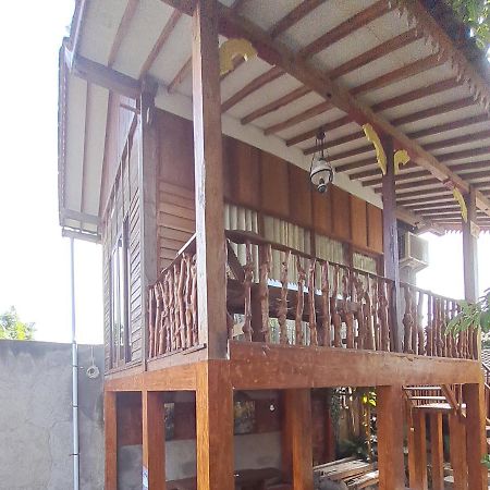 Diana'S Homestay Banyuwangi  Extérieur photo