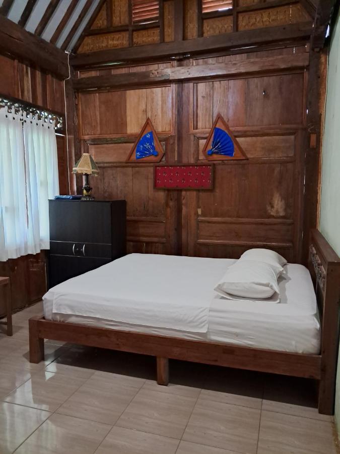 Diana'S Homestay Banyuwangi  Extérieur photo