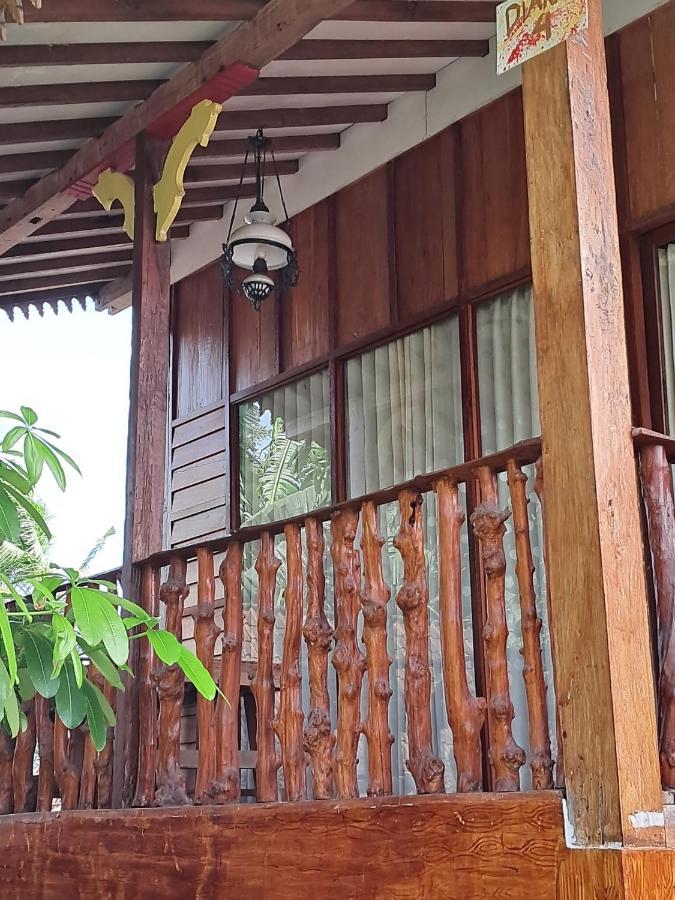 Diana'S Homestay Banyuwangi  Extérieur photo