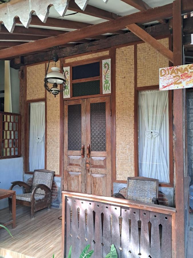 Diana'S Homestay Banyuwangi  Extérieur photo
