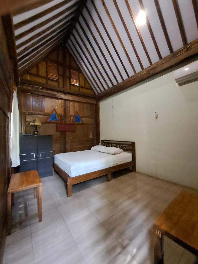 Diana'S Homestay Banyuwangi  Extérieur photo
