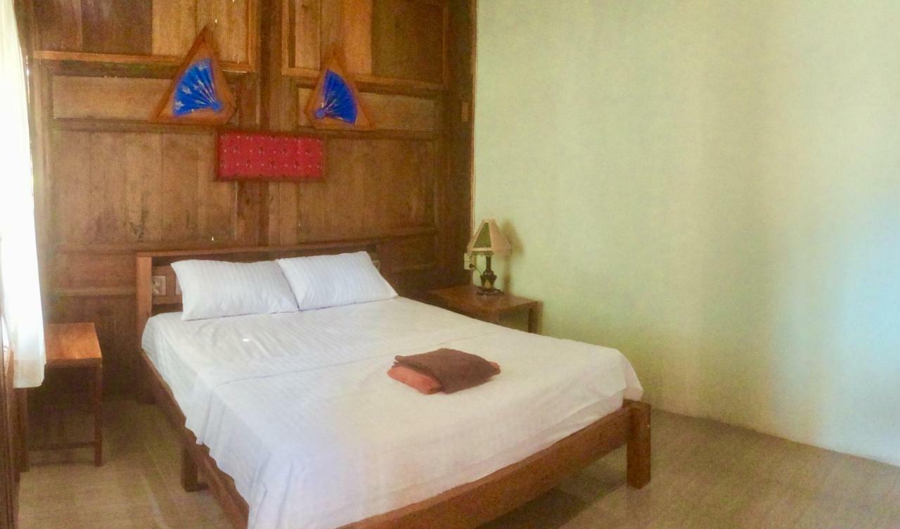 Diana'S Homestay Banyuwangi  Extérieur photo