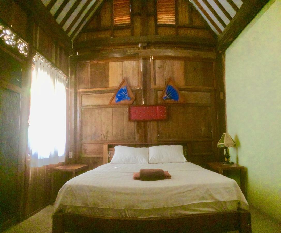 Diana'S Homestay Banyuwangi  Extérieur photo